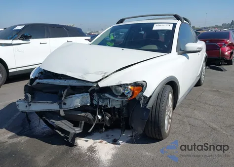 2010 Volvo C30 T5/T5 R-Design from USA, damaged, VIN YV1672MK2A2174343